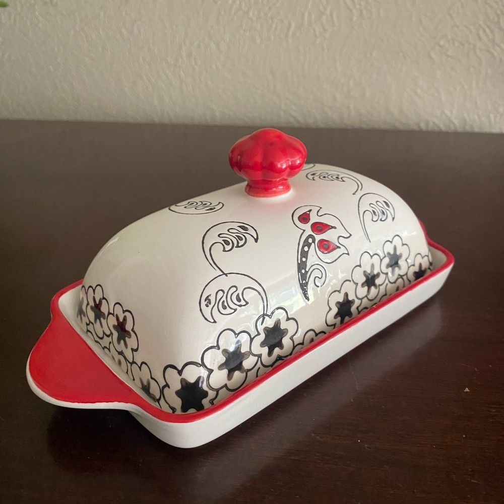 Decorative Ceramic Butter Dish with a Red Lid Knob by Dutch Wax - Picture 3 of 9